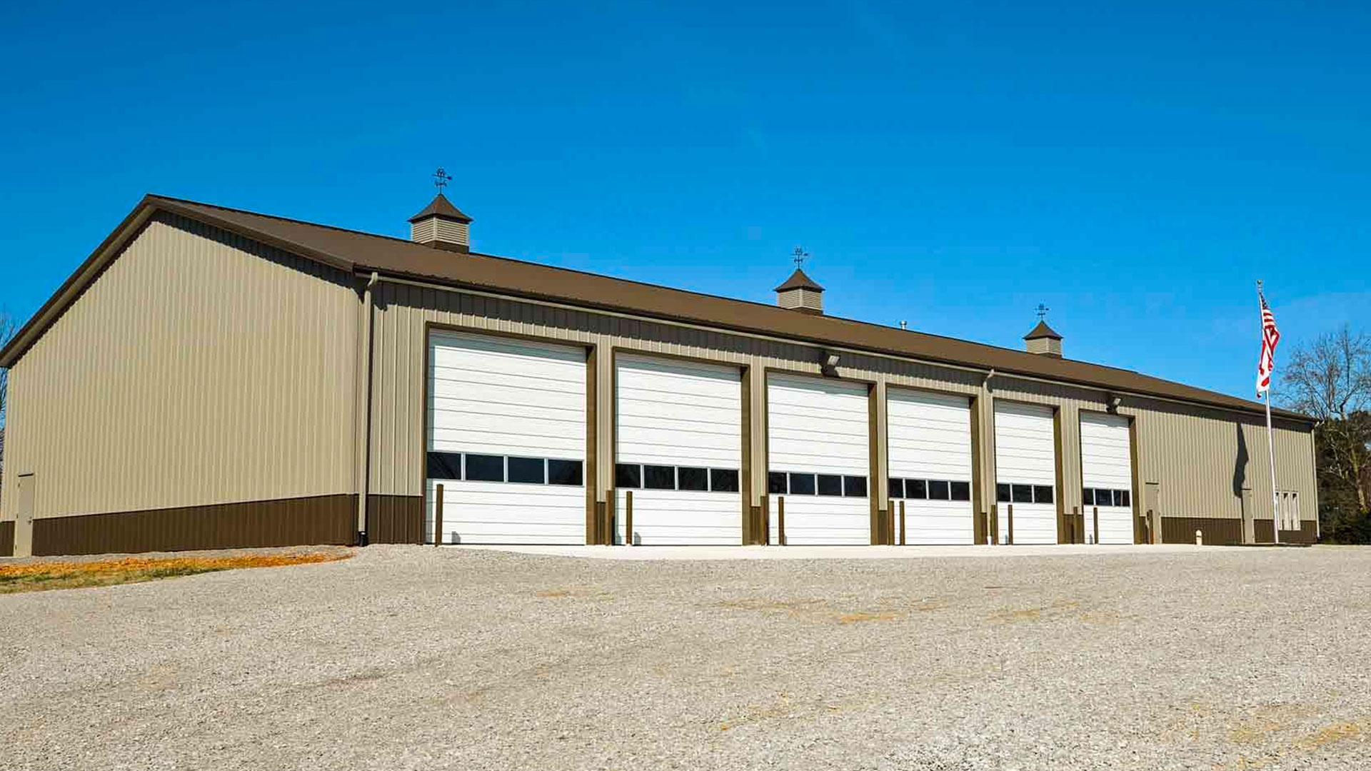 Pre-engineered metal building with standing seam metal roof